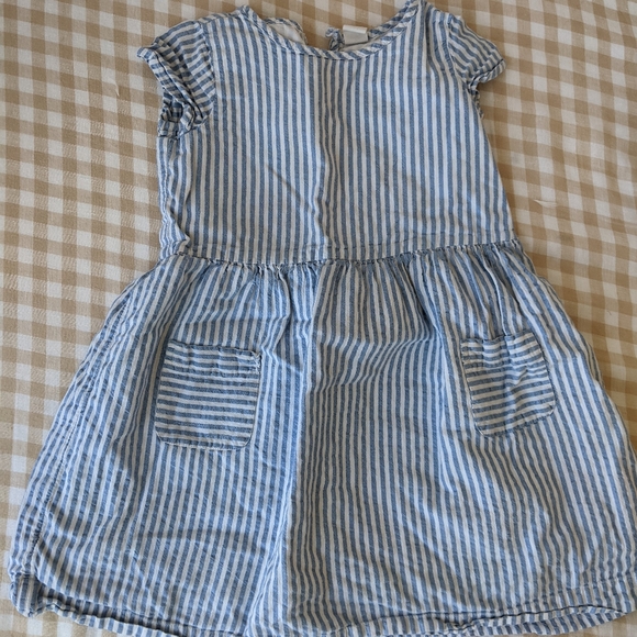 Bundle of 6 Hanna Andersson and Boden dresses - Picture 6 of 14